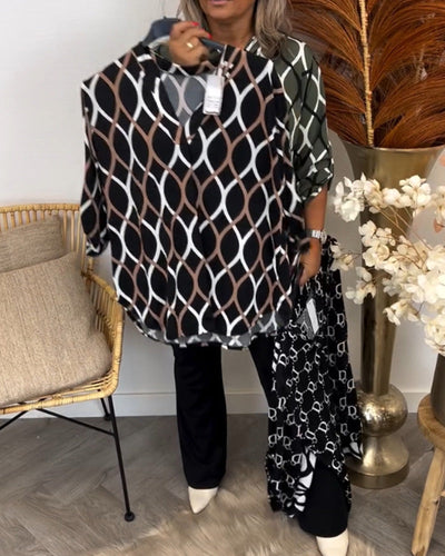 Solène™ – Blouse Graphique à Col en V