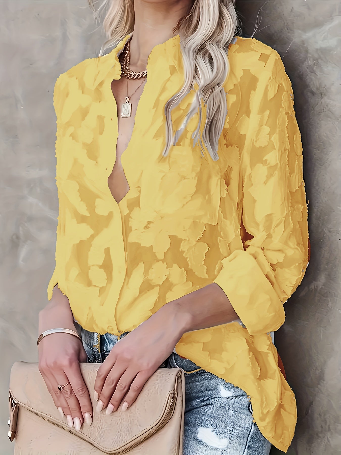 Liselot™ | Blouse transparente avec relief floral