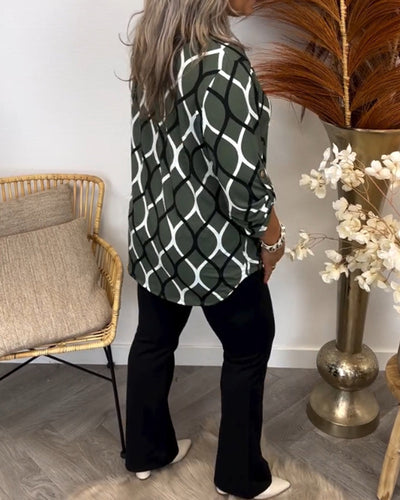 Solène™ – Blouse Graphique à Col en V