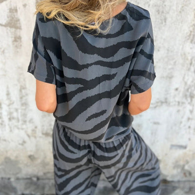 Manon™ | Tenue Zèbre Légère